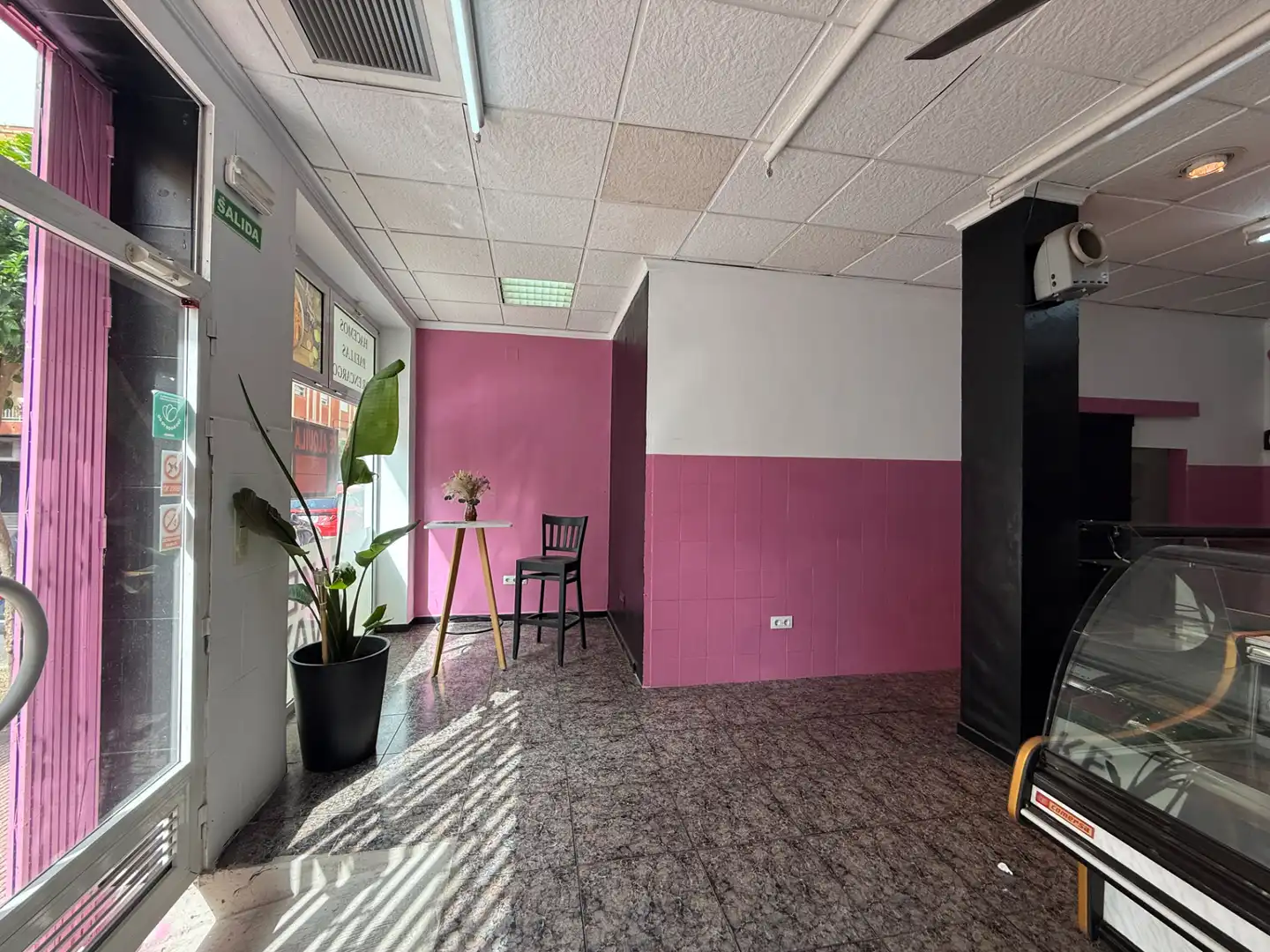 Local comercial en traspaso en Centro Urbano, imagen 2