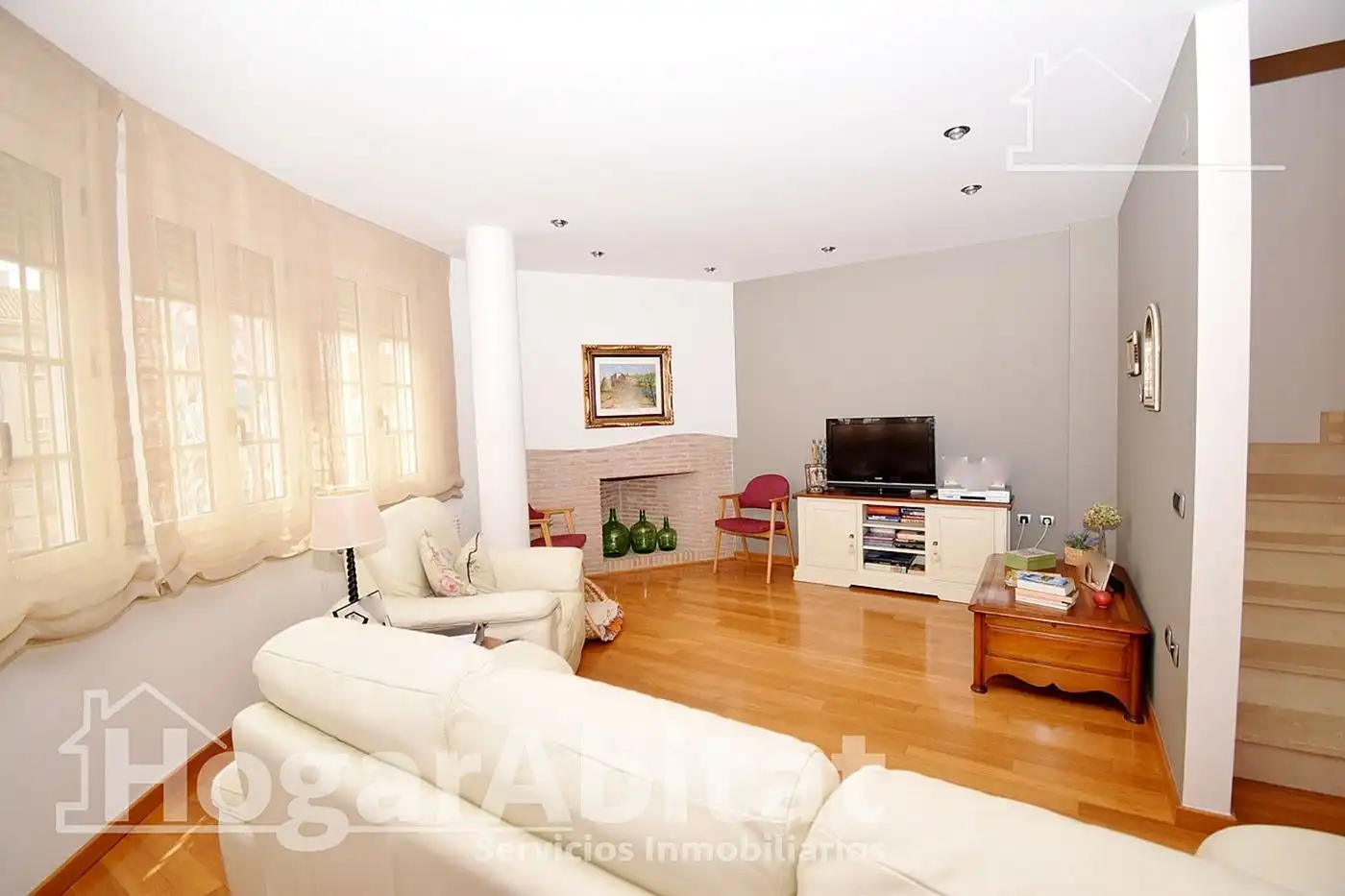 Wohnzimmer von Einfamilien-Reihenhaus zum Verkauf in Vila-real mit Klimaanlage, Privatgarten und Terrasse