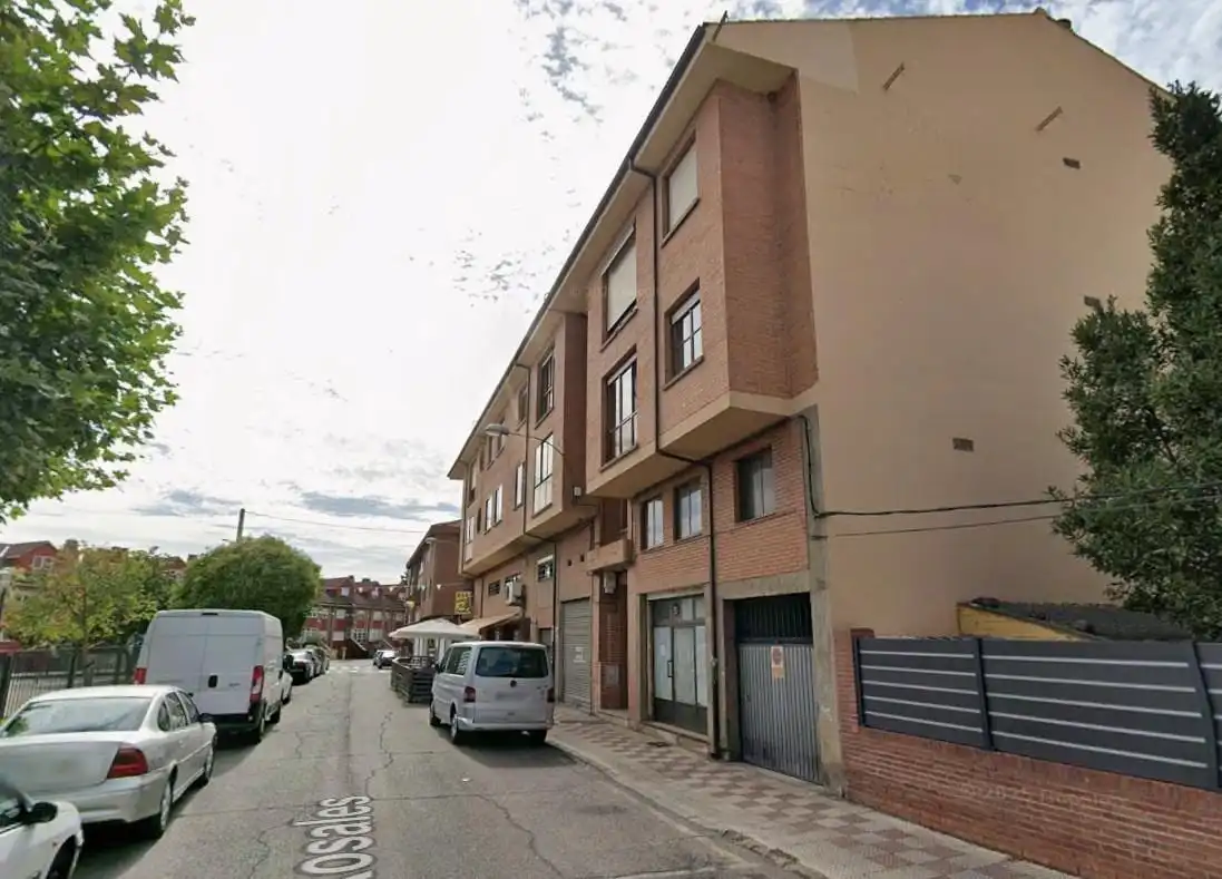 Local comercial en venda a Villaquilambre, imagen 4