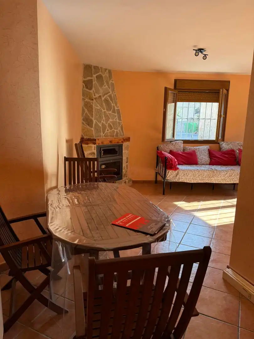 Living room of Detached homes for sale in Alocén  with Heating, Storage room and Balcony