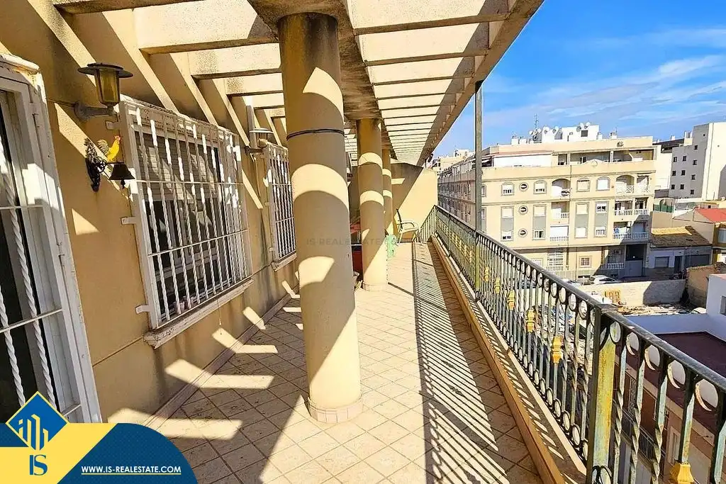 Penthouse with terrace for sale in Centro, imagen 2