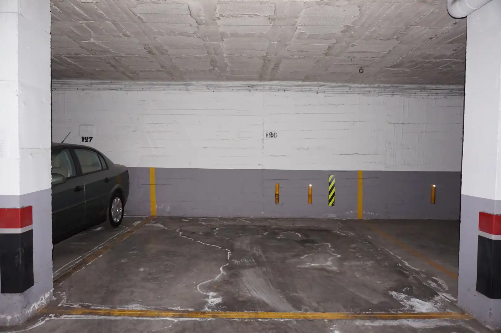 Parking of Garage for rent in Sevilla