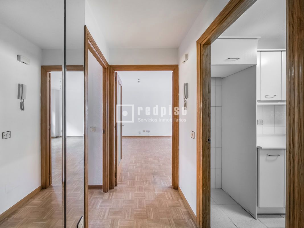 Flat to rent in de los Chopos, Prado Santo Domingo - Ensanche