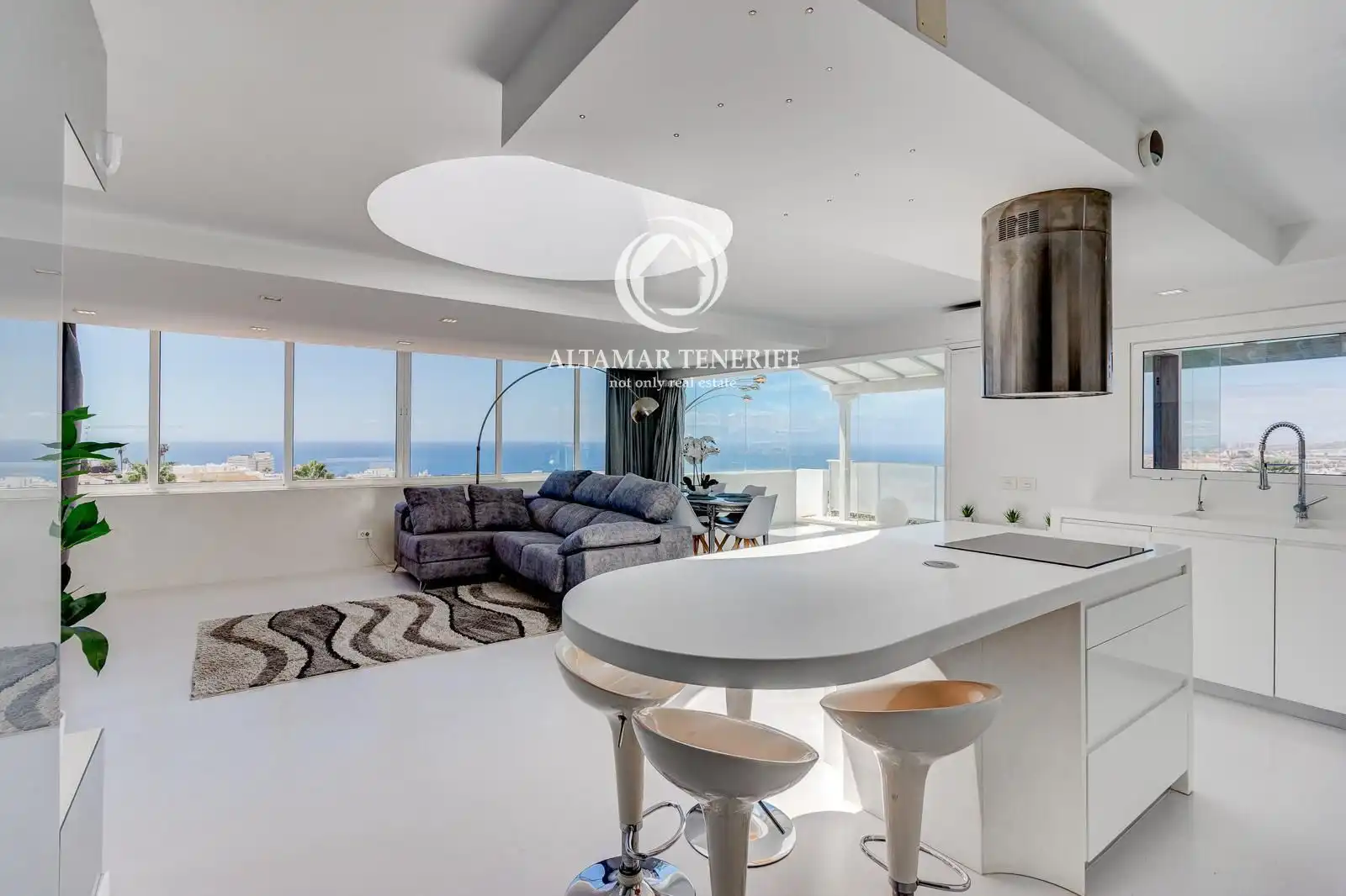 Apartamento con terraza en venta en Costa Adeje, imagen 2