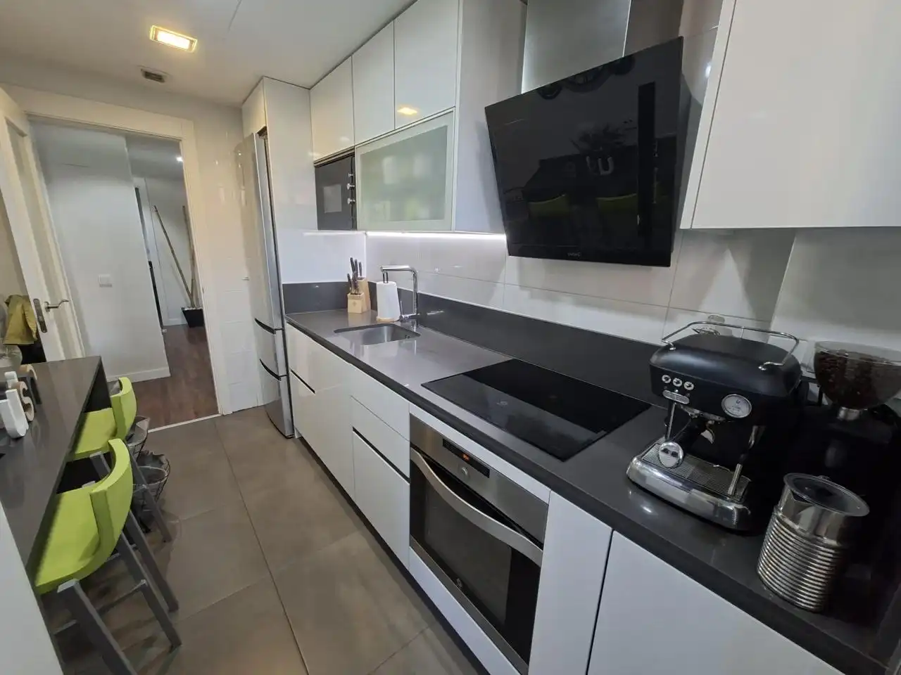 Kitchen of Flat for sale in Madrid  with Air Conditioner, Heating and Terrace