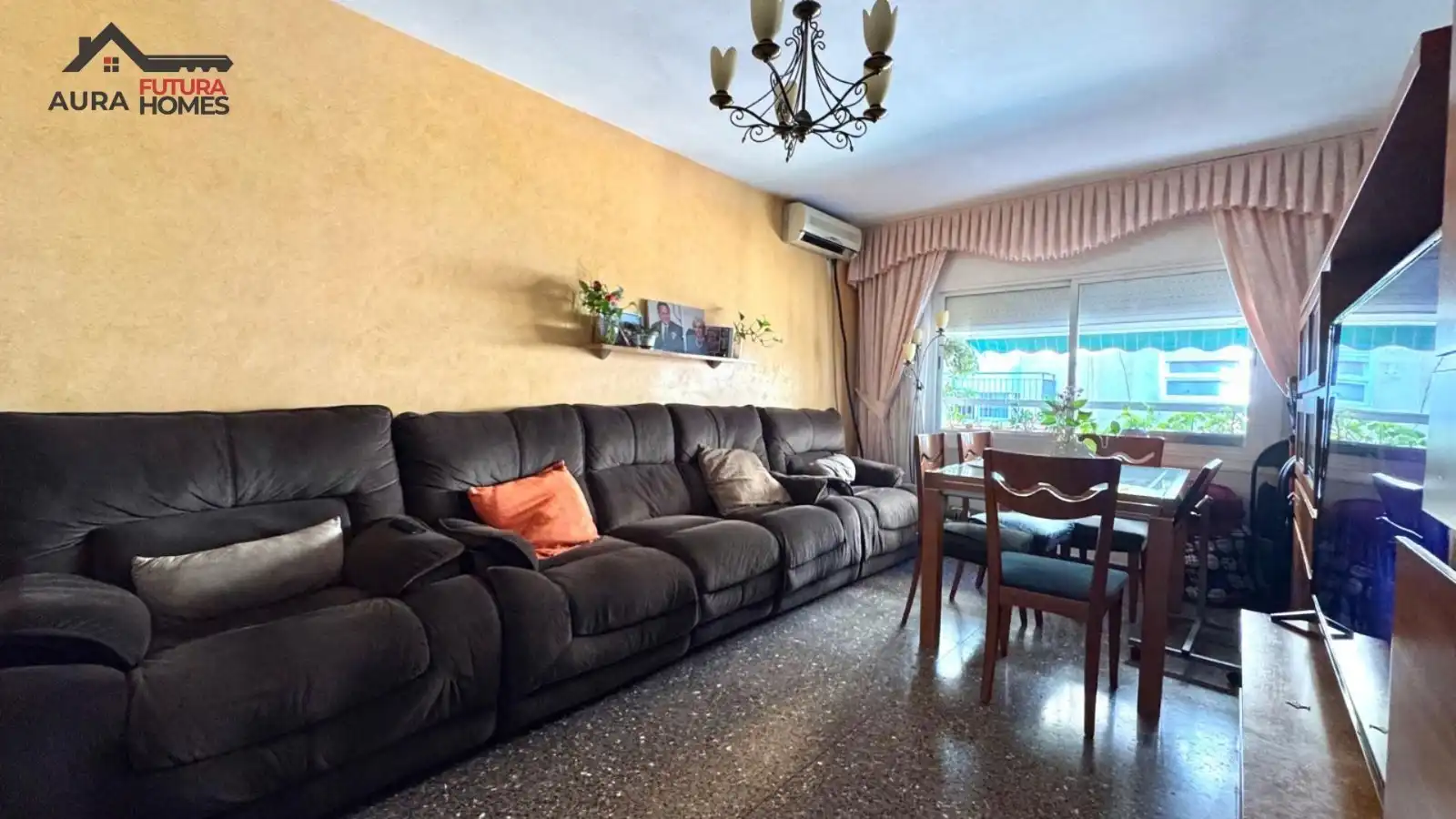 Sala de estar de Piso en venta en Castelldefels con Aire acondicionado, Calefacción y Balcón
