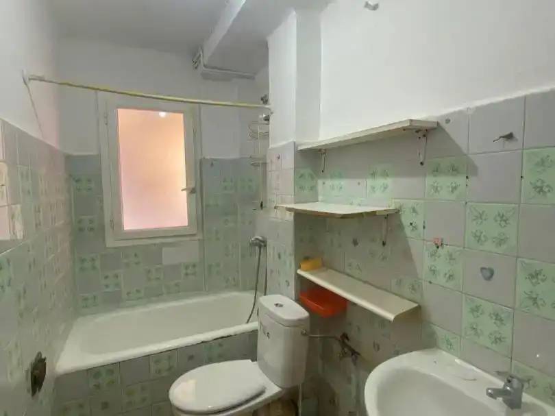 Baño de Piso en venta en Avenida Valladolid - Barriada Yagüe