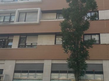 Business premises for sale in Calle de Manuel Azaña 36