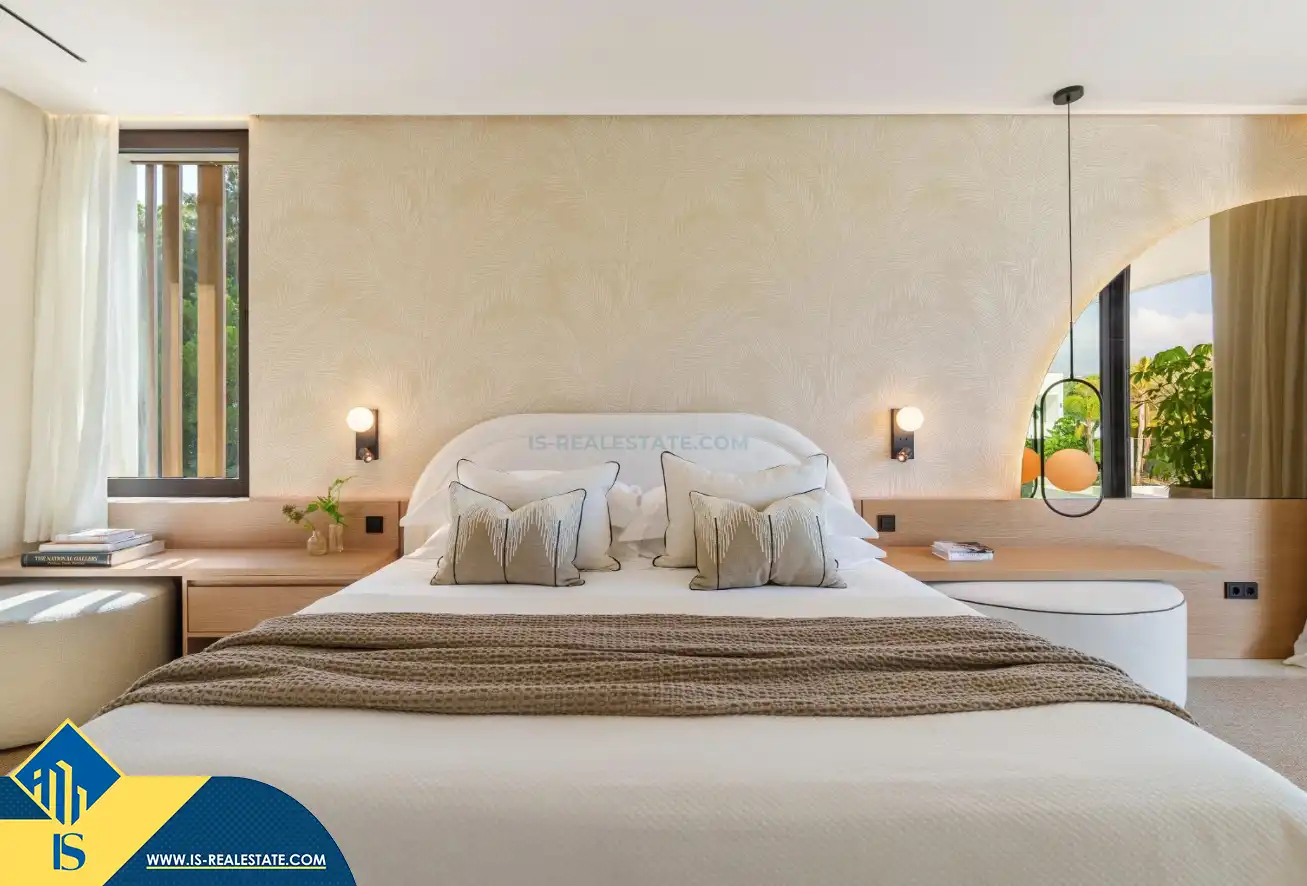 Chalet con piscina en venta en Milla de Oro, imagen 13