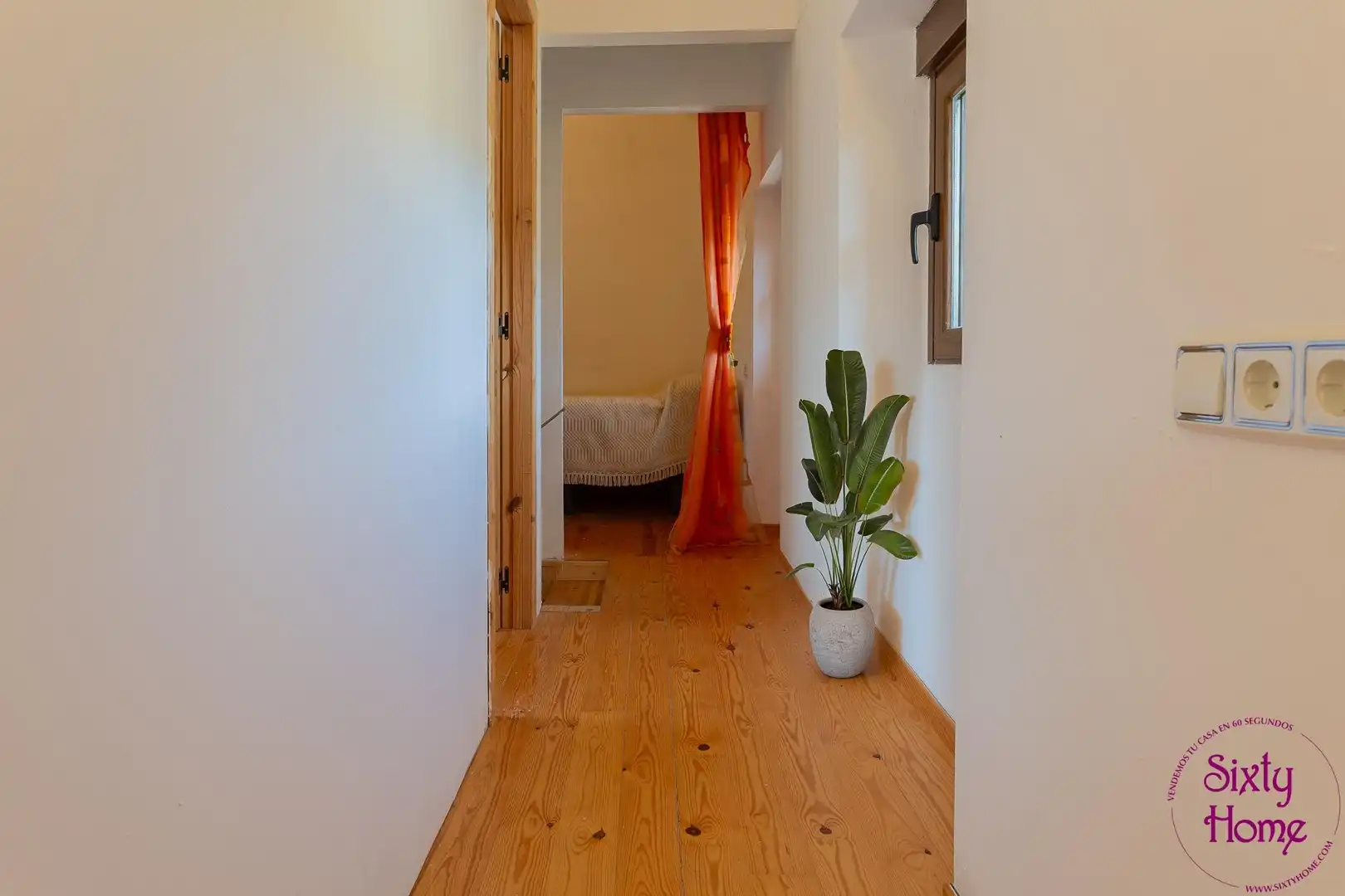 Houses for sale in Jaca  with Parquet flooring and Balcony