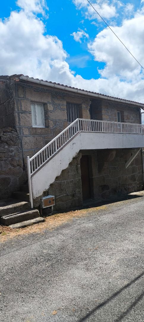 Vista exterior de Finca rústica en venda en Baños de Molgas amb Terrassa, Traster i Balcó
