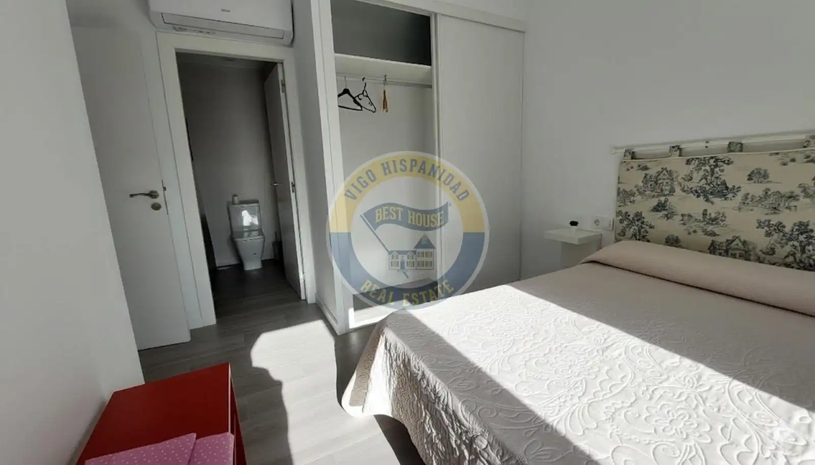 Schlafzimmer von Erdgeschoss zum Verkauf in Vigo 