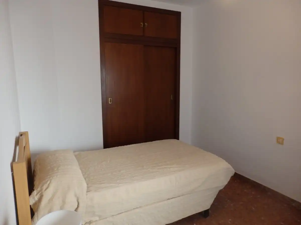 Bedroom of Flat for rent in Córdoba  with Air Conditioner, Terrace and Furnished