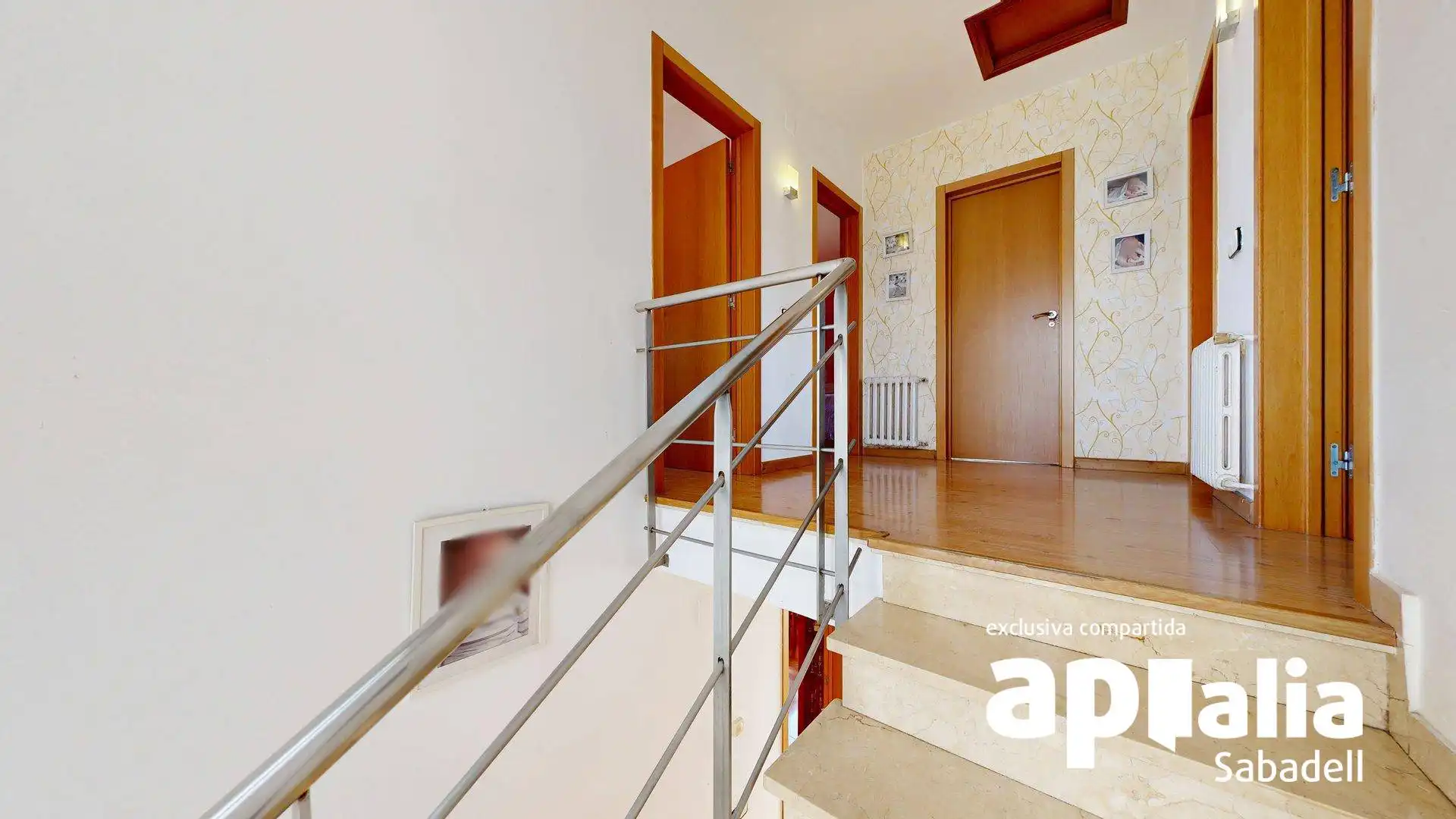 Haus oder Chalet zum Verkauf in Barberà del Vallès mit Heizung, Privatgarten und Parkett