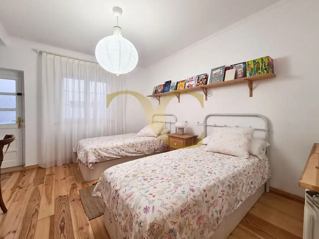 Habitación de Piso en venta en Gijón  con Calefacción, Terraza y Balcón
