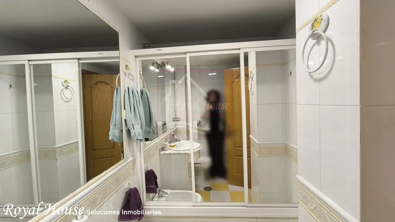 Badezimmer von Maisonette zum Verkauf in Collado Villalba mit Klimaanlage, Heizung und Terrasse