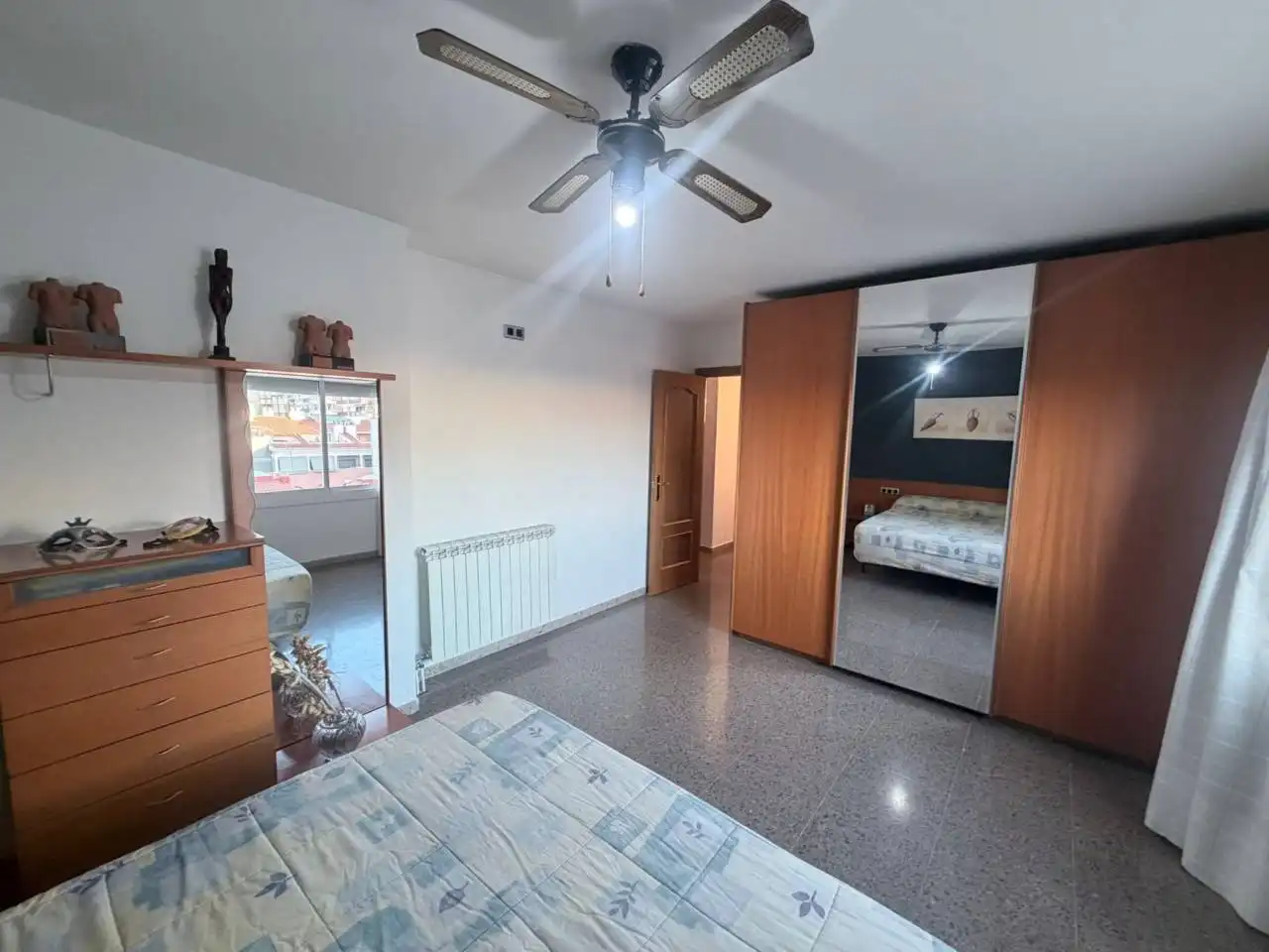Habitación de Piso en venta en Terrassa con Aire acondicionado, Calefacción y Terraza