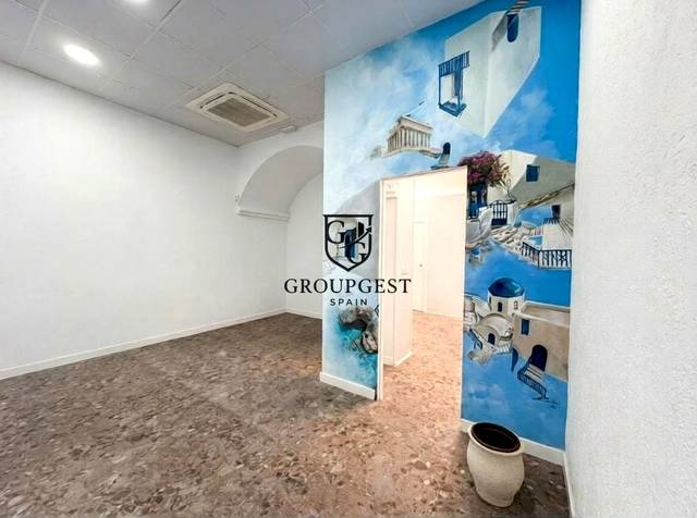 Local comercial en Alquiler en Sebastián Souvirón en Centro Histórico