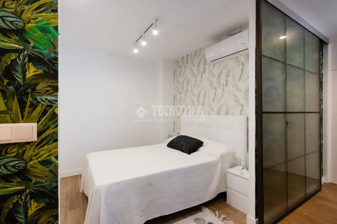 Dormitori de Pis en venda en Almuñécar amb Aire condicionat i Terrassa