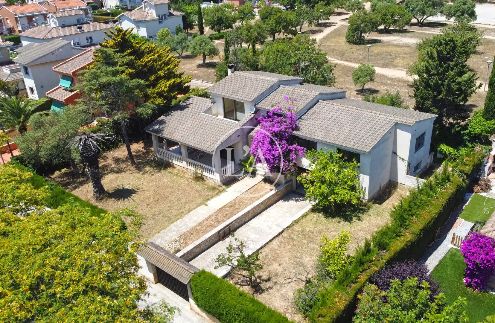 Vista exterior de Casa o xalet en venda en Cambrils amb Jardí privat, Terrassa i Traster