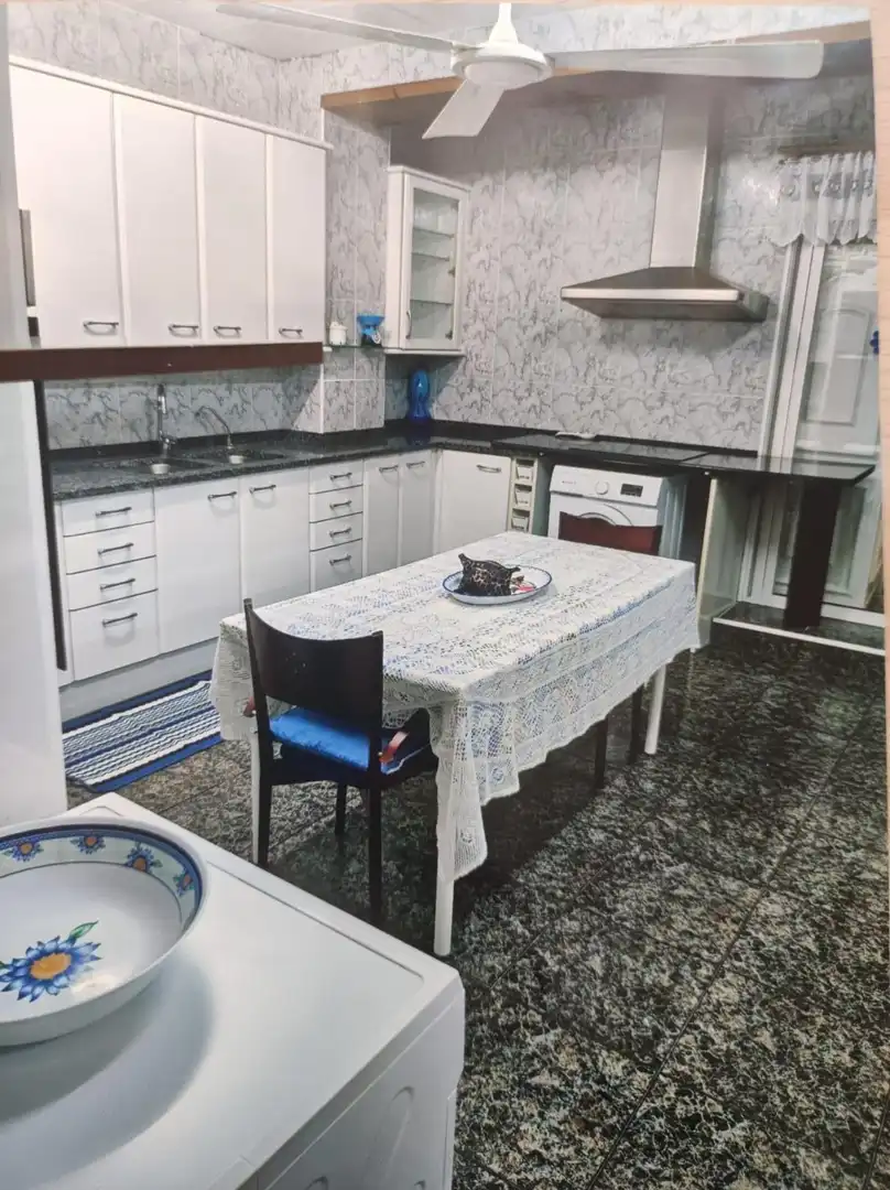 Cocina de Casa adosada en venta en Pineda de Mar con Terraza y Balcón