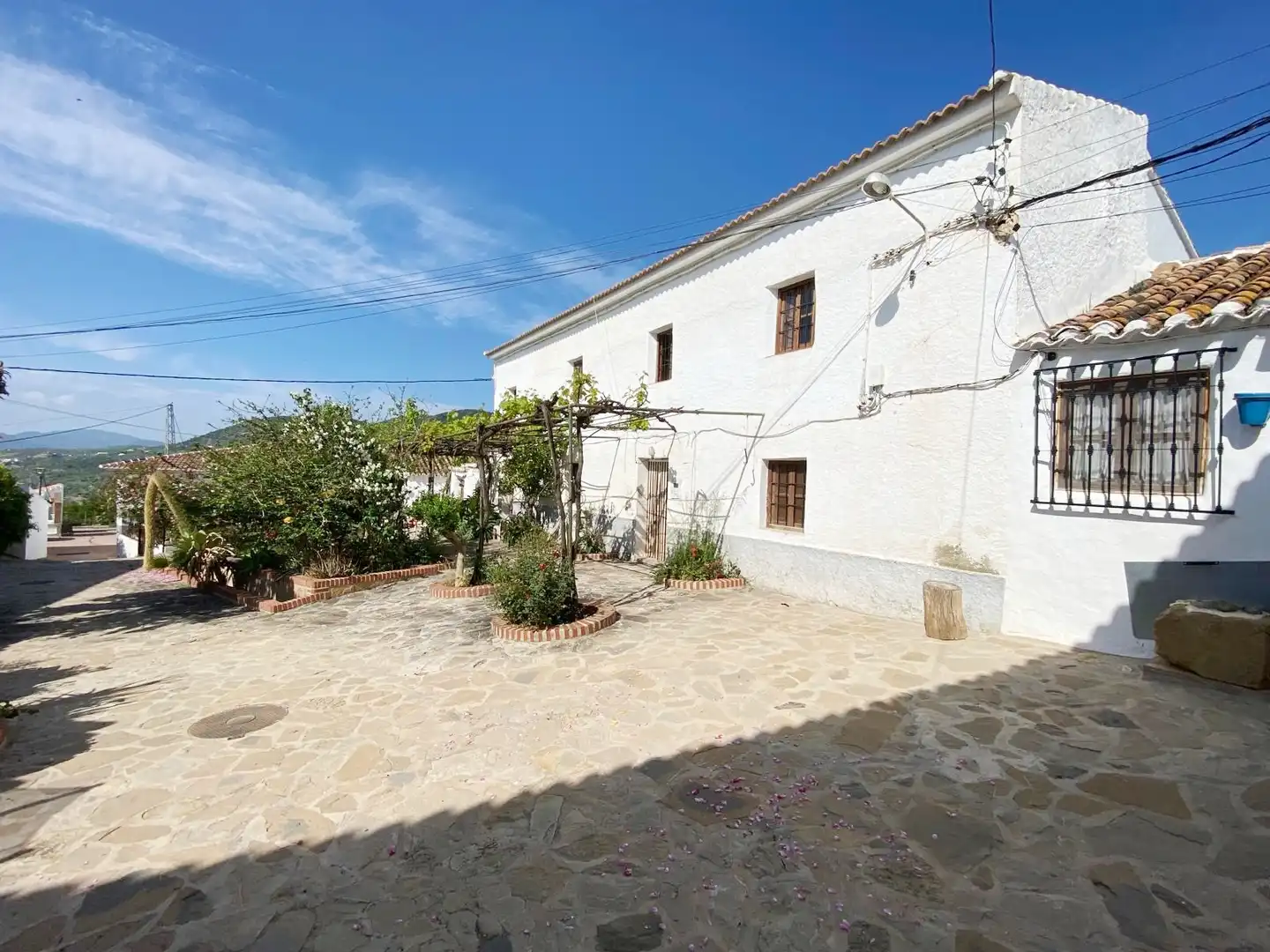 Vista exterior de Casa adosada en venta en Periana