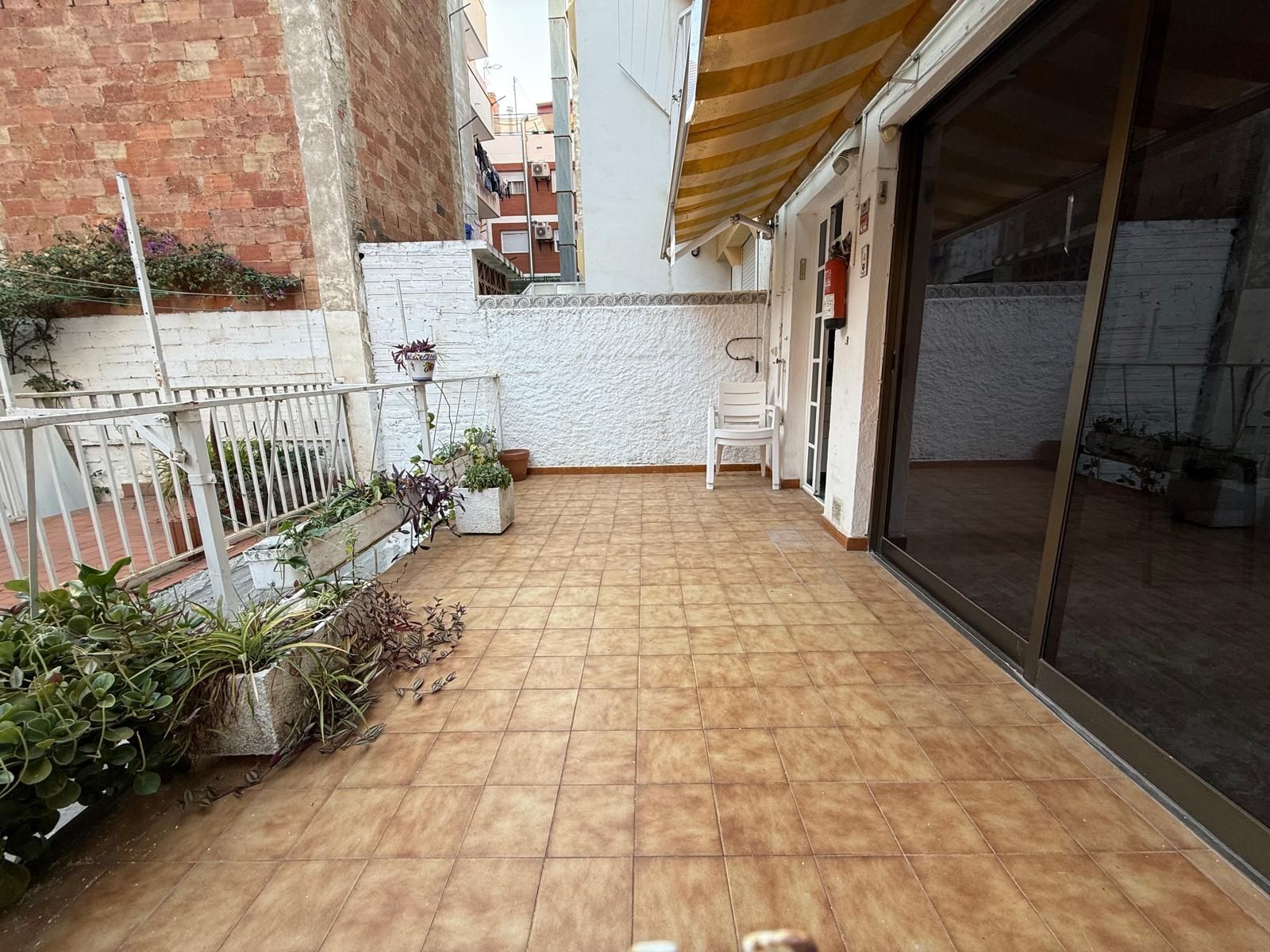 Terrassa de Casa o xalet en venda en L'Hospitalet de Llobregat