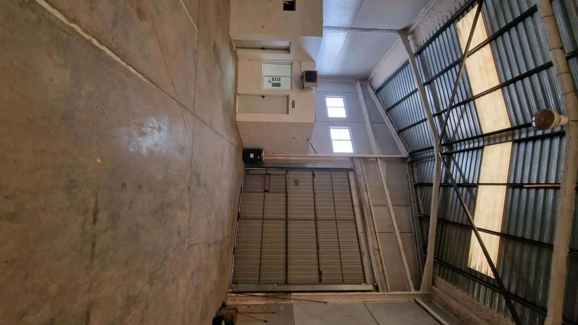 Industrial building to rent in Riba-roja de Túria, imagen 3