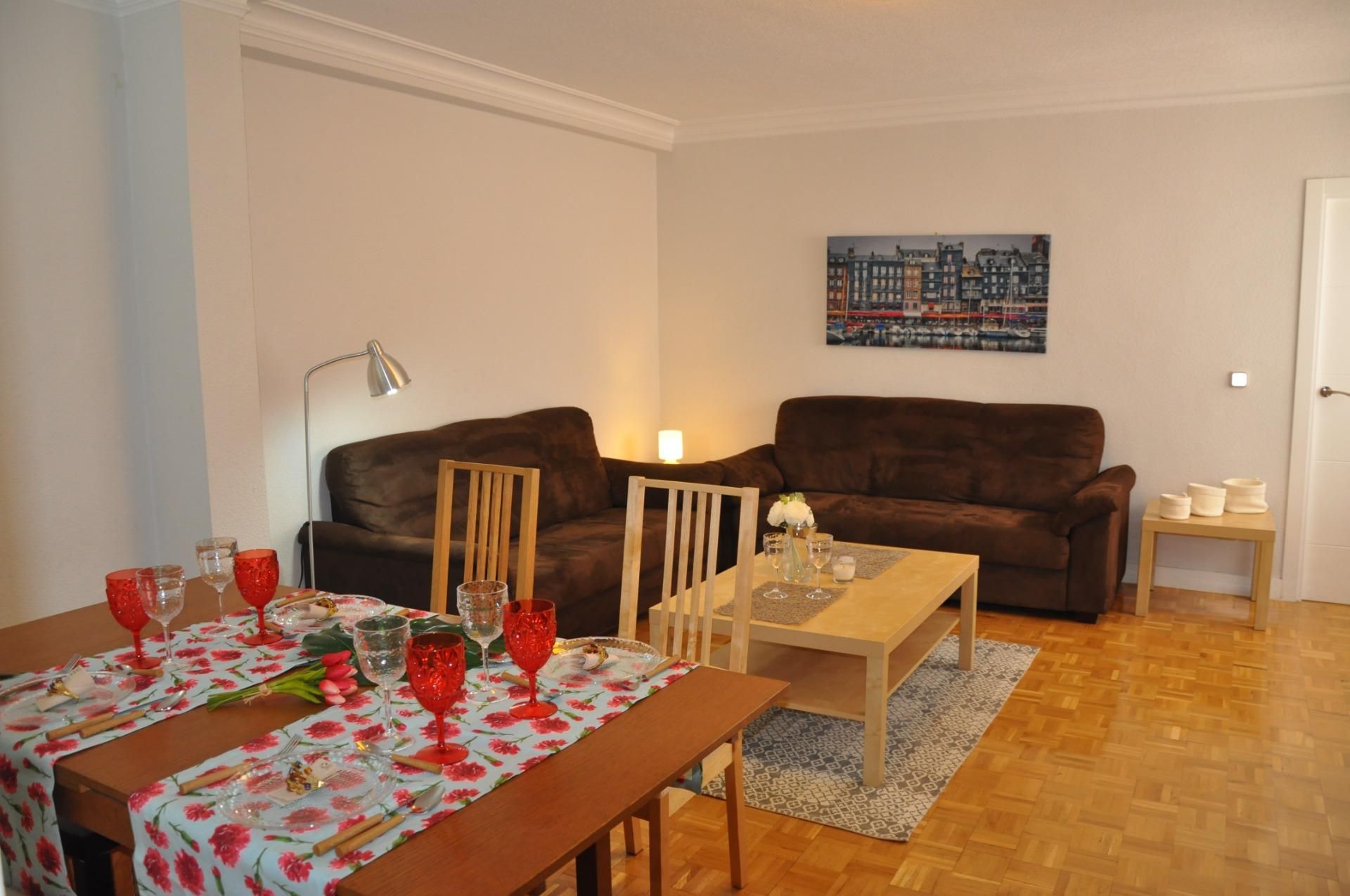 Sala de estar de Piso de alquiler en  Madrid Capital con Aire acondicionado, Calefacción y Terraza