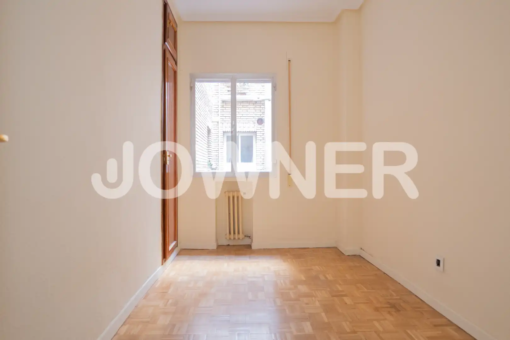 Bedroom of Flat for rent in Madrid  with Heating, Oven and Washing machine