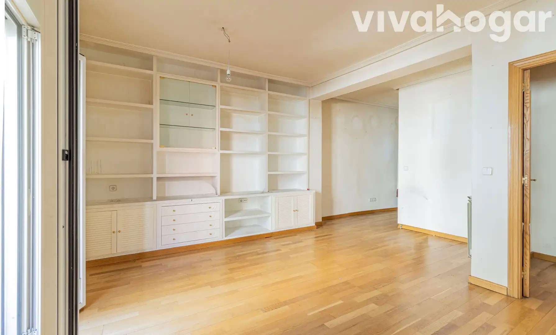 Living room of Flat for sale in Madrid  with Air Conditioner, Heating and Terrace