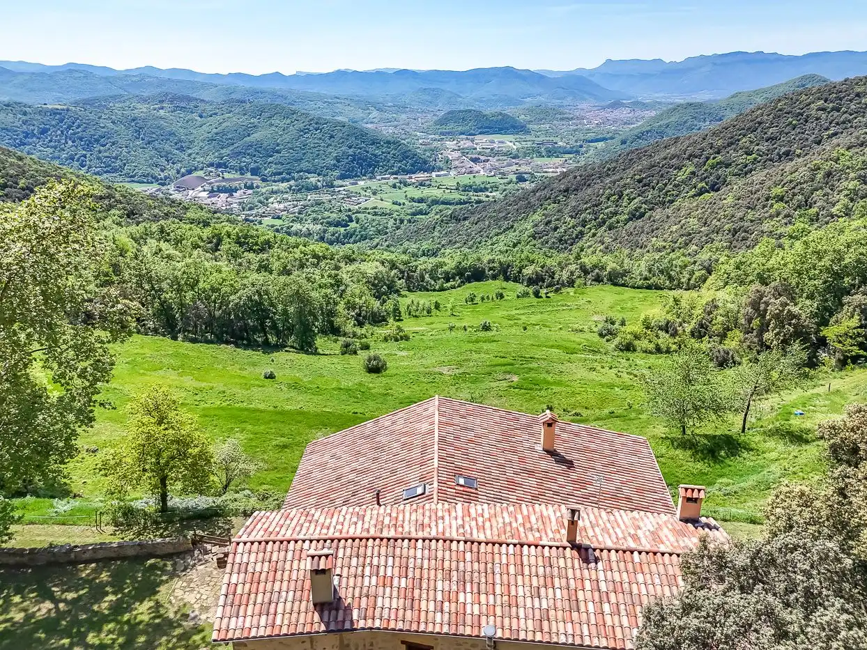 Casa rústica con jardín en venta en Sant Joan Les Fonts, imagen 14