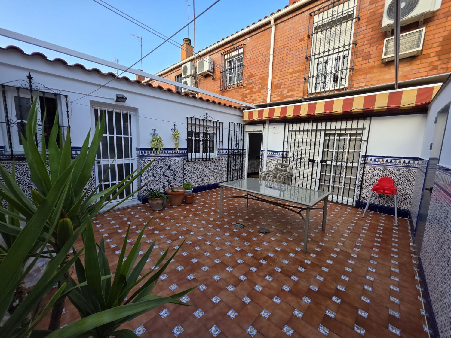 Terrassa de Casa o xalet en venda en  Sevilla Capital amb Aire condicionat, Terrassa i Traster