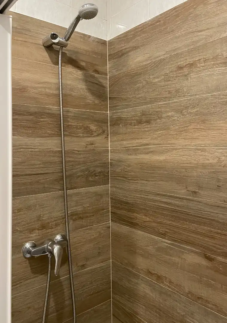 Bathroom of Flat for rent in Madrid  with Heating, Furnished and Washing machine