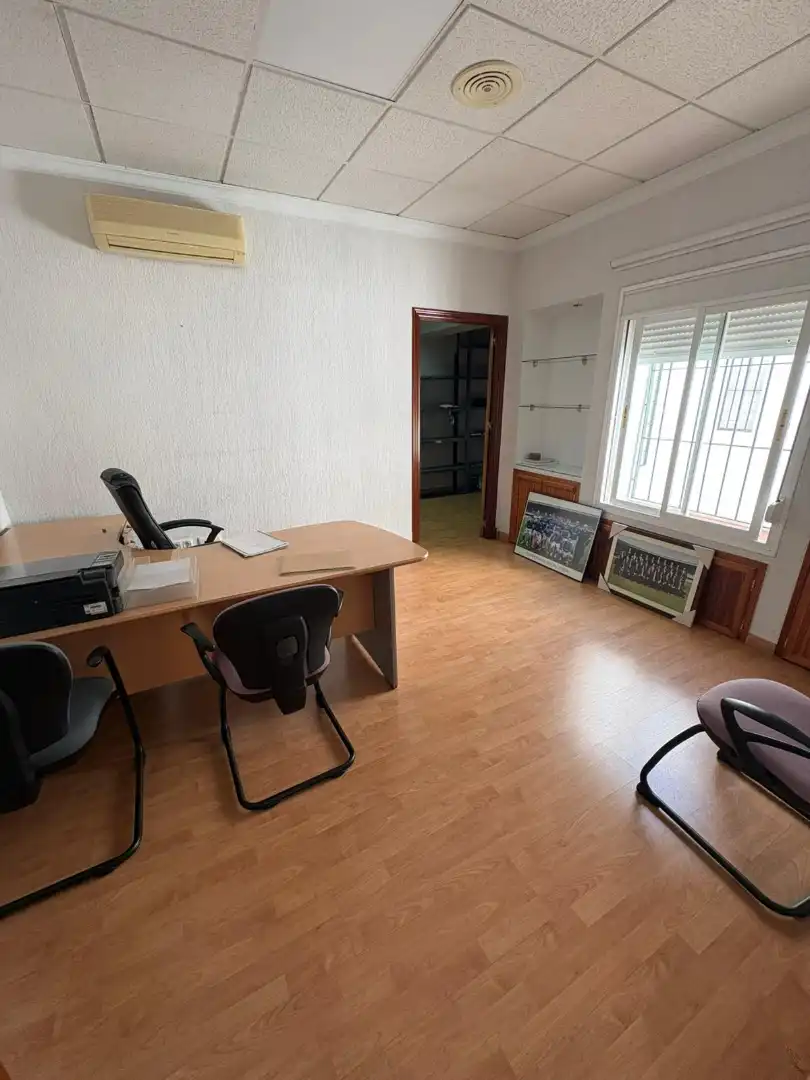 Wohnung zum Verkauf in Jerez de la Frontera mit Klimaanlage, Heizung und Parkett