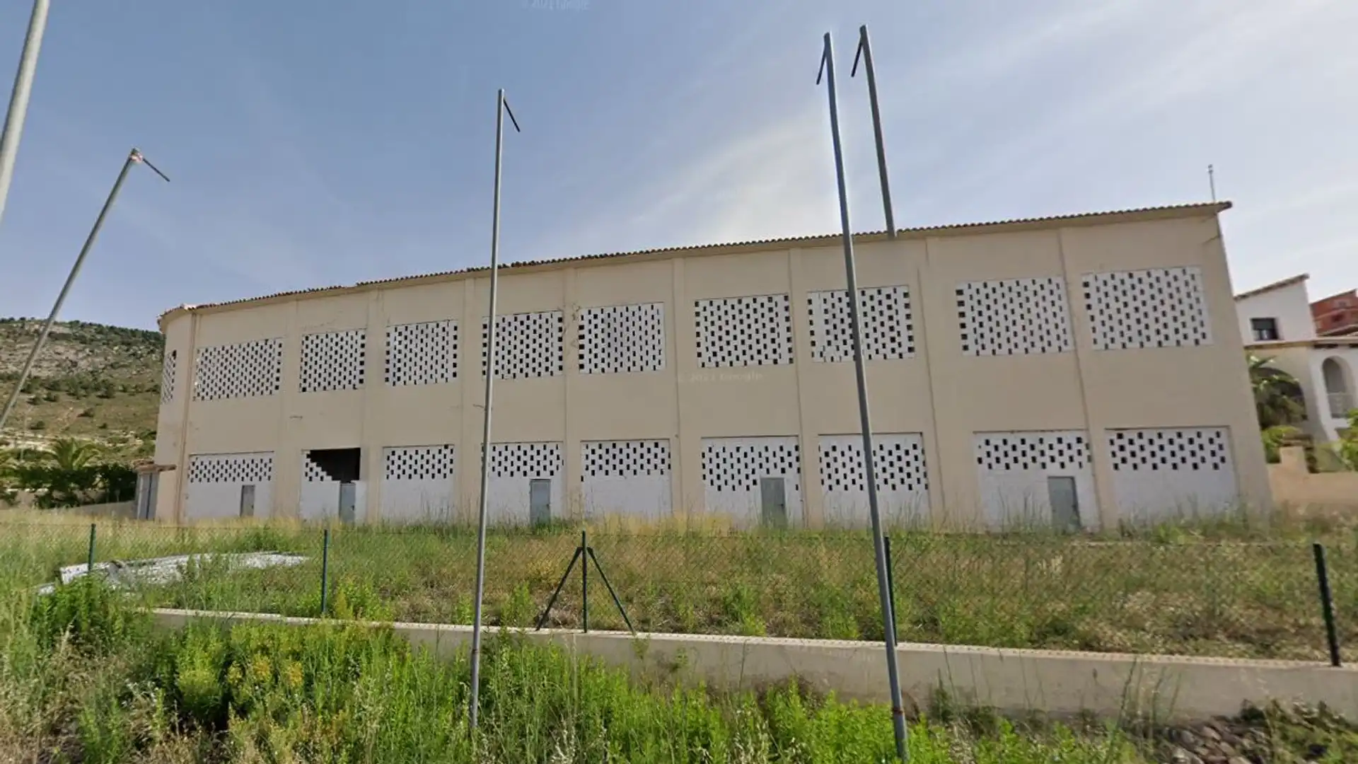 Vista exterior de Local de alquiler en Relleu