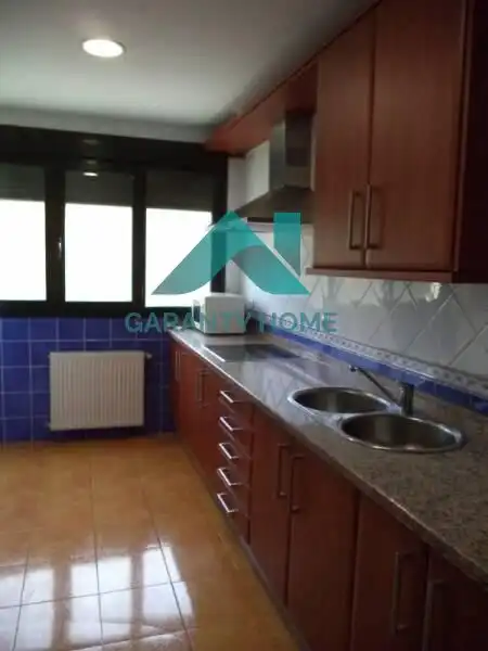 Cocina de Apartamento de alquiler en Cáceres con Aire acondicionado, Calefacción y Terraza