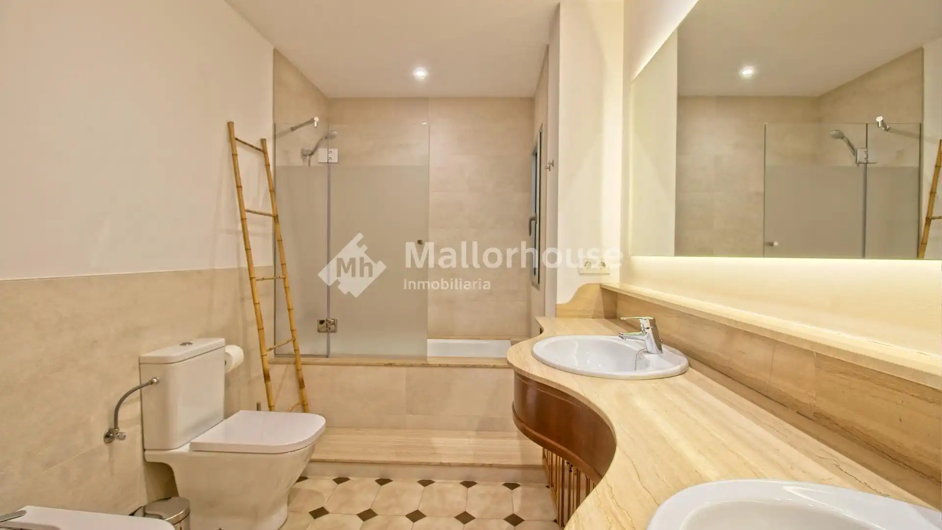 Bathroom of Detached homes for rent in Muro  with Terrace and Furnished