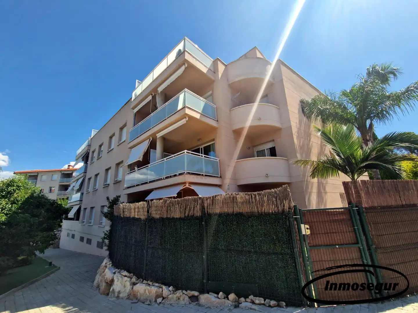 Vista exterior de Pis en venda en Salou amb Aire condicionat, Terrassa i Moblat