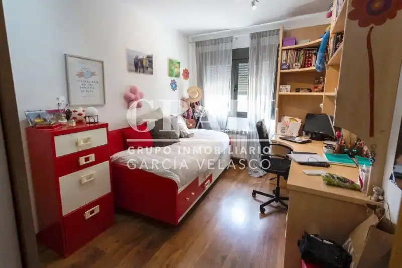 Habitación de Piso en venta en Albacete con Calefacción, Terraza y Trastero