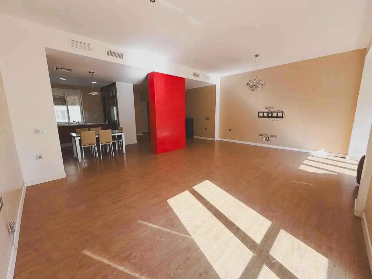 Sala de estar de Piso en venta en Cádiz con Aire acondicionado, Calefacción y Balcón