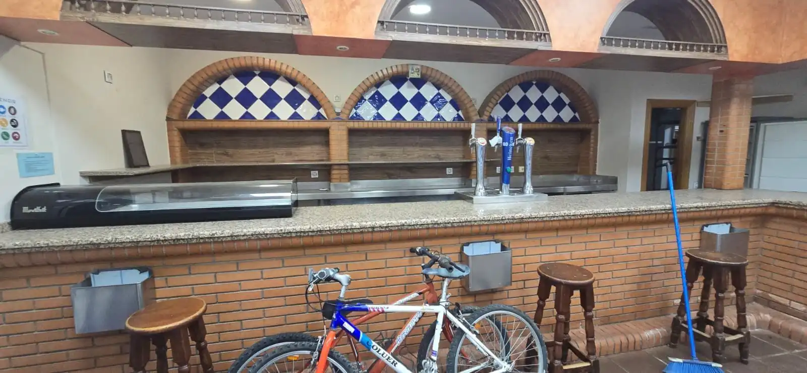 Local comercial en venda a Argamasilla de Calatrava, imagen 2