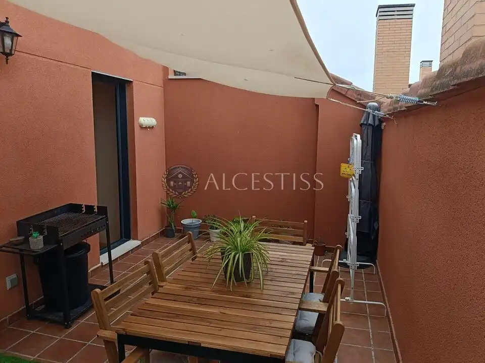 Duplexes for sale in Méntrida
