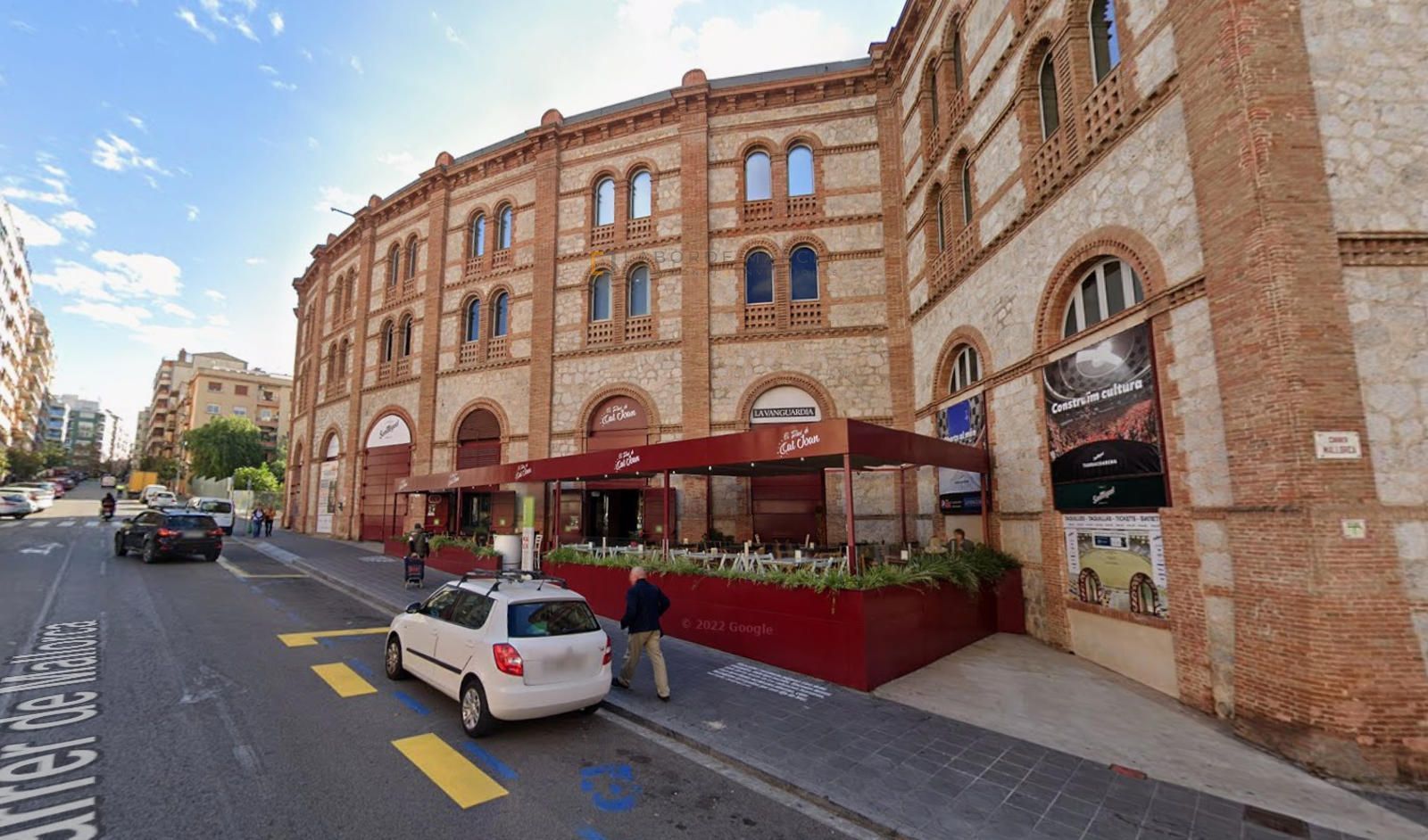 Vista exterior de Local en venda en Amposta