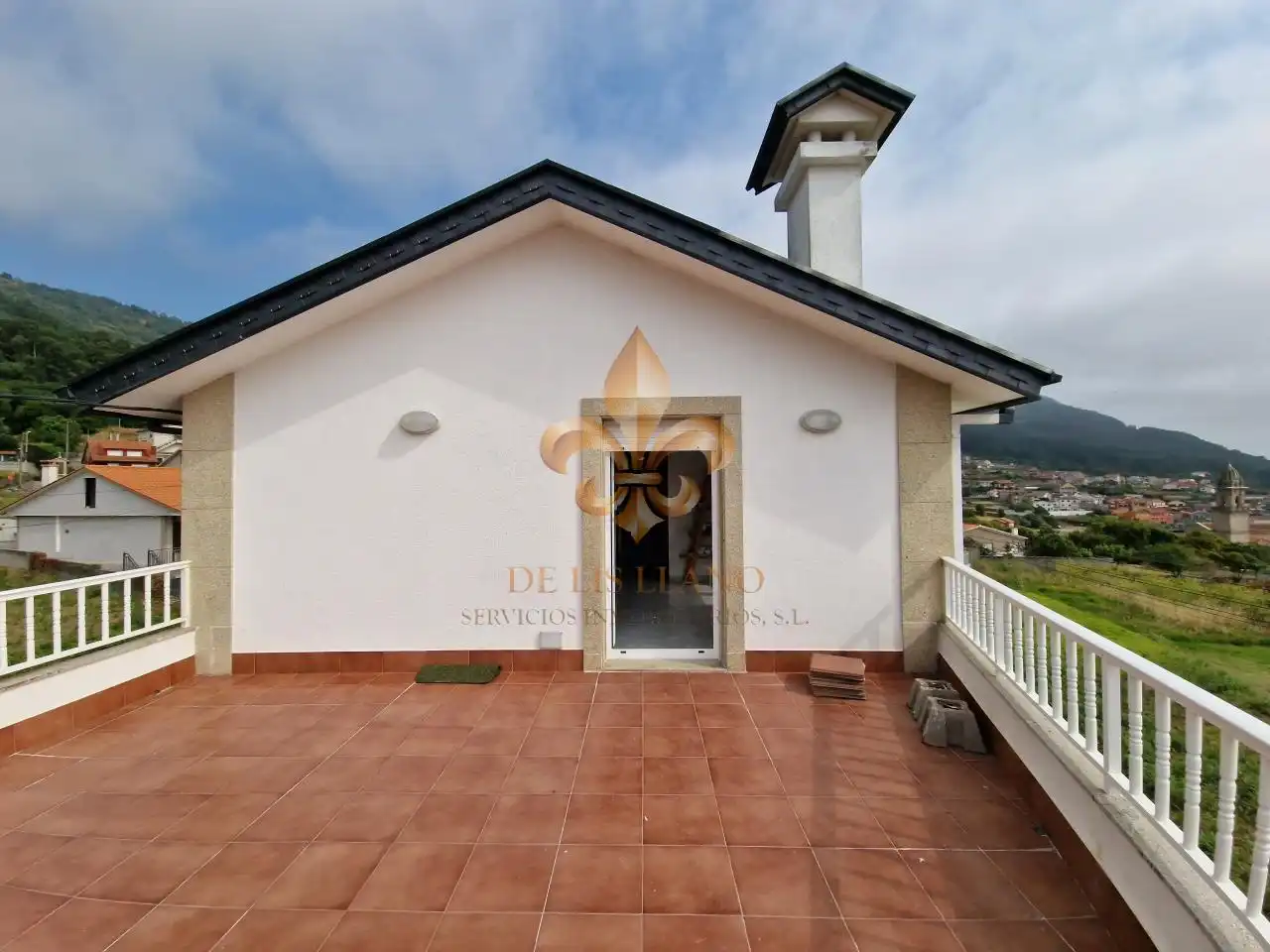 Terraza de Piso en venta en Oia con Calefacción, Terraza y Amueblado