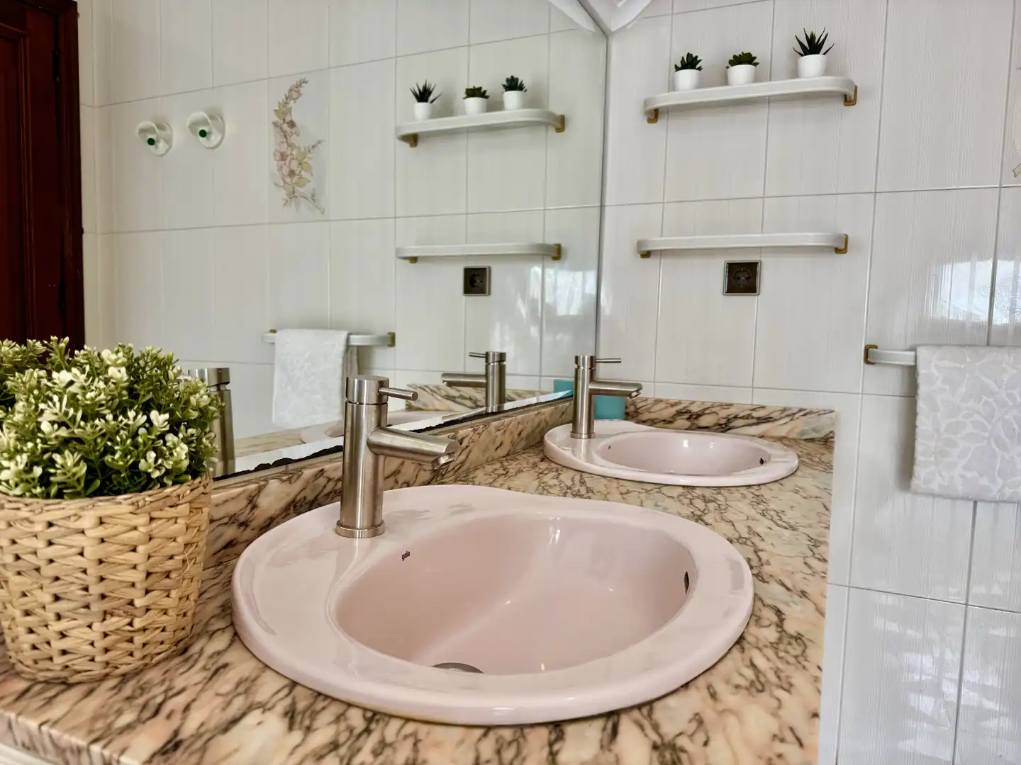 Baño de Casa o chalet en venta en Sanxenxo con Calefacción, Jardín privado y Terraza