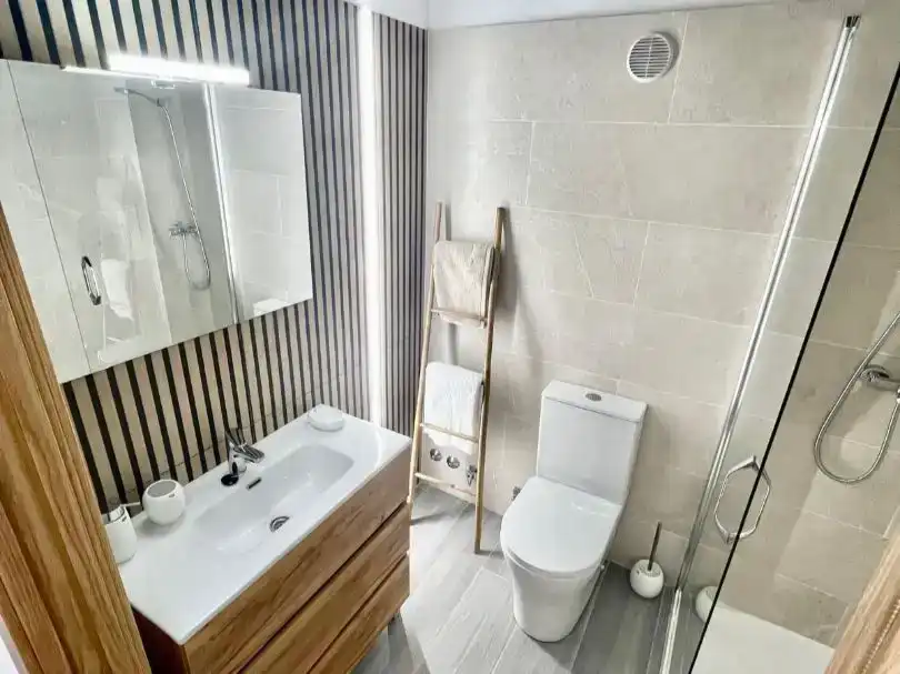 Badezimmer von Wohnung zur Miete in Sant Mateu mit Klimaanlage, Möbliert und Balkon