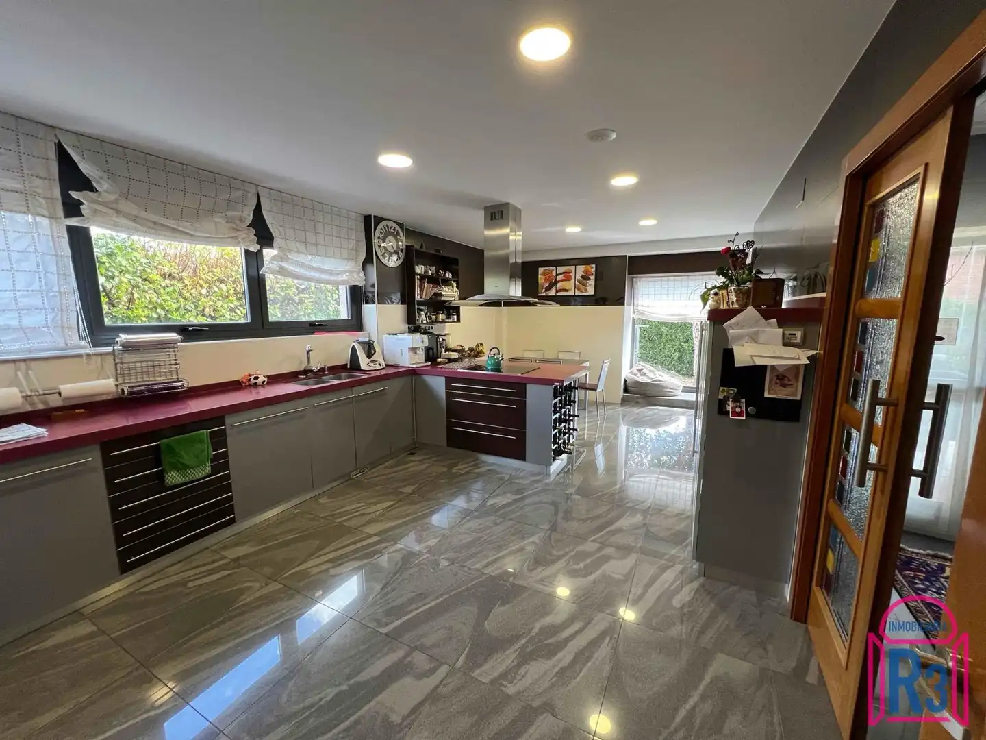 Kitchen of Houses for sale in Villaquilambre  with Heating