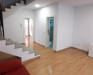 Dúplex de lloguer en Ingenio amb Aire condicionat, Terrassa i Moblat