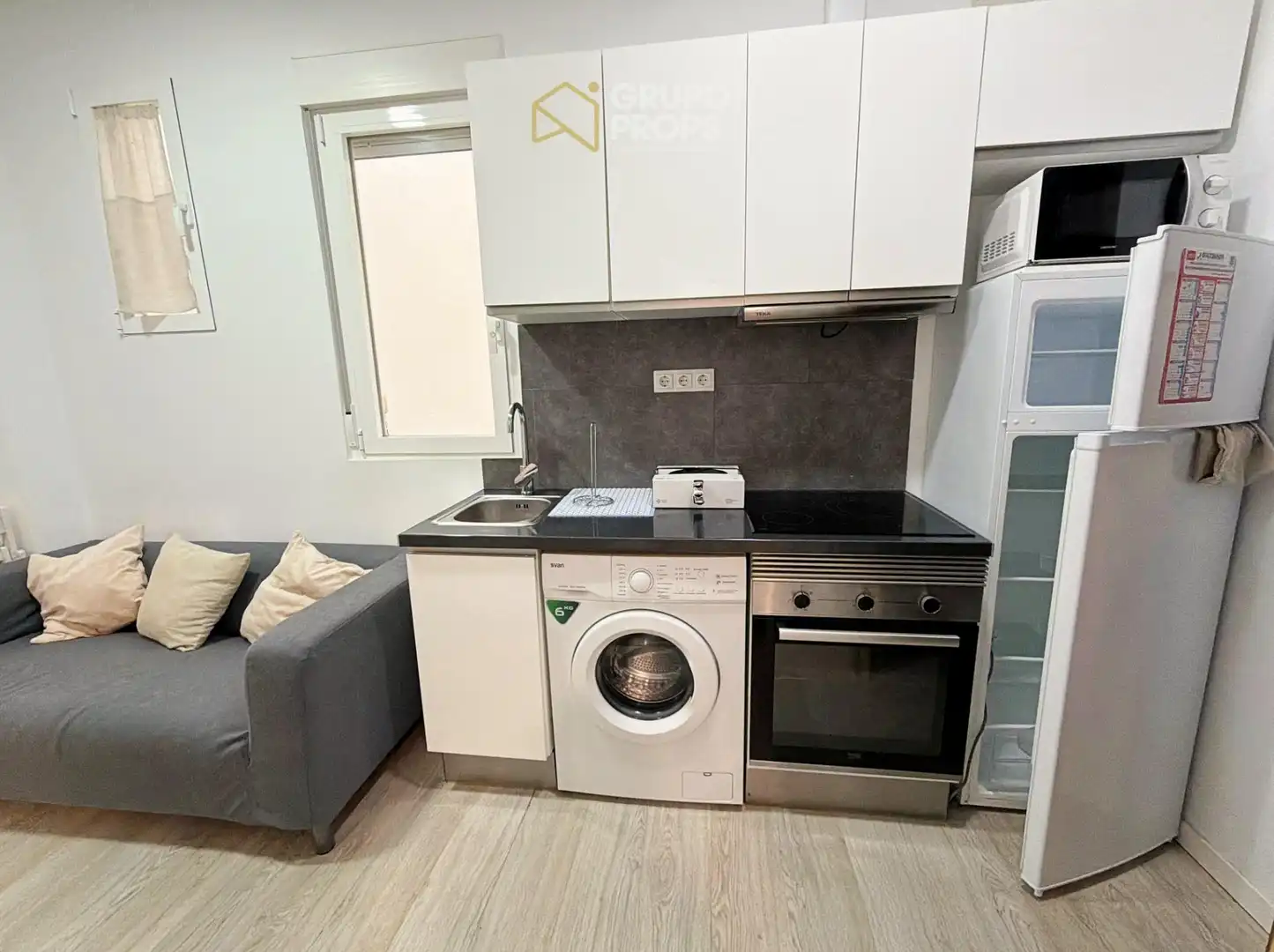 Flat for rent in Trafalgar